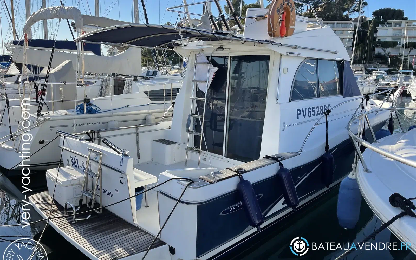 slider 1 Beneteau Antares Serie 9
