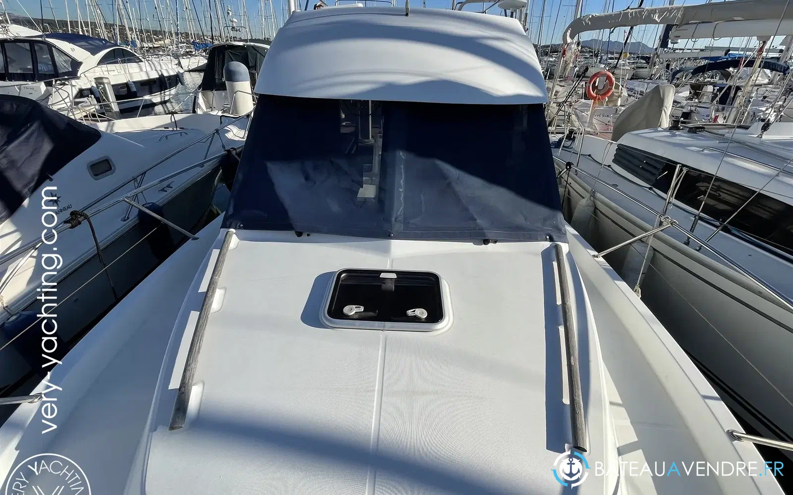 slider 4 Beneteau Antares Serie 9