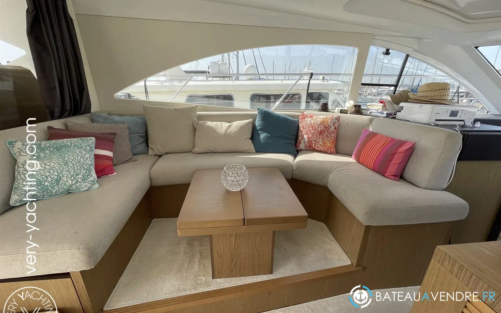 slider 9 Beneteau Gran Turismo 49