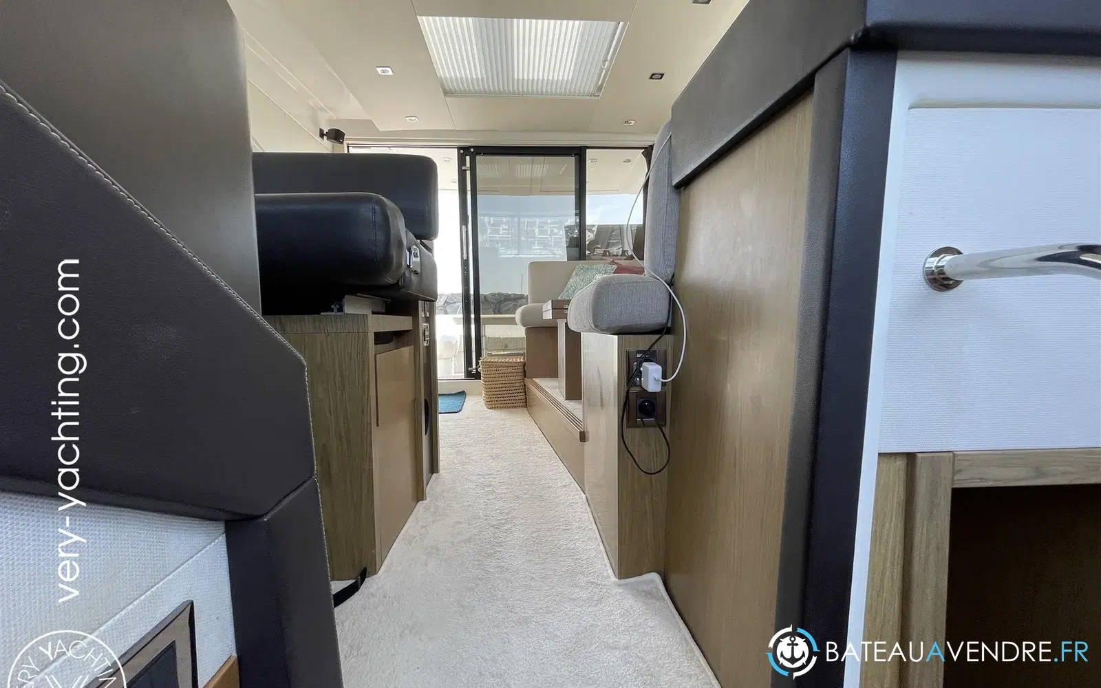 slider 11 Beneteau Gran Turismo 49