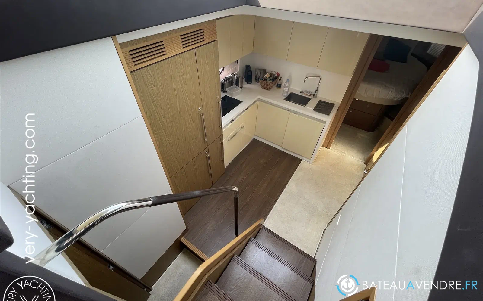 slider 12 Beneteau Gran Turismo 49