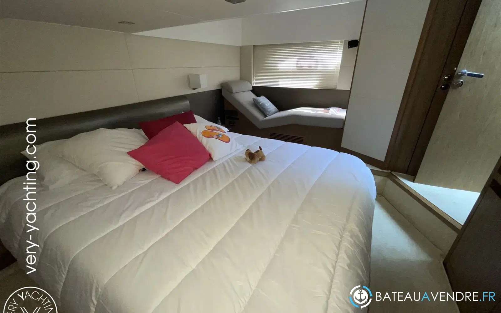 slider 16 Beneteau Gran Turismo 49