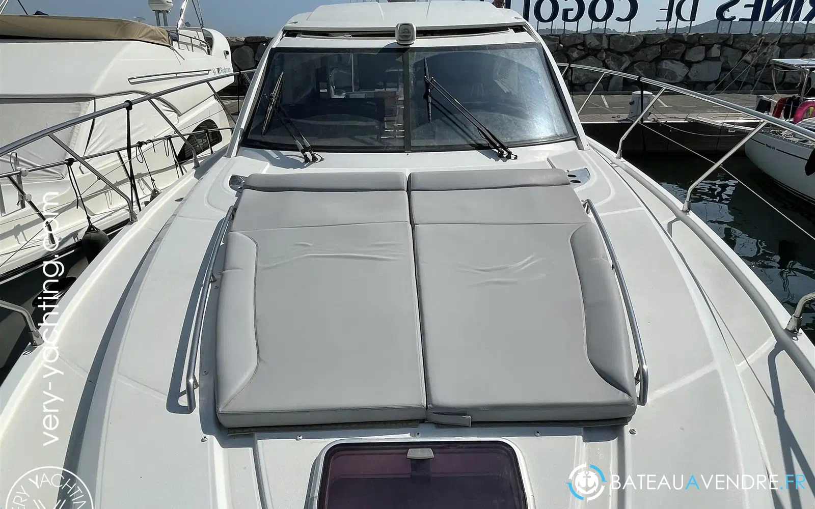 slider 3 Beneteau Gran Turismo 49