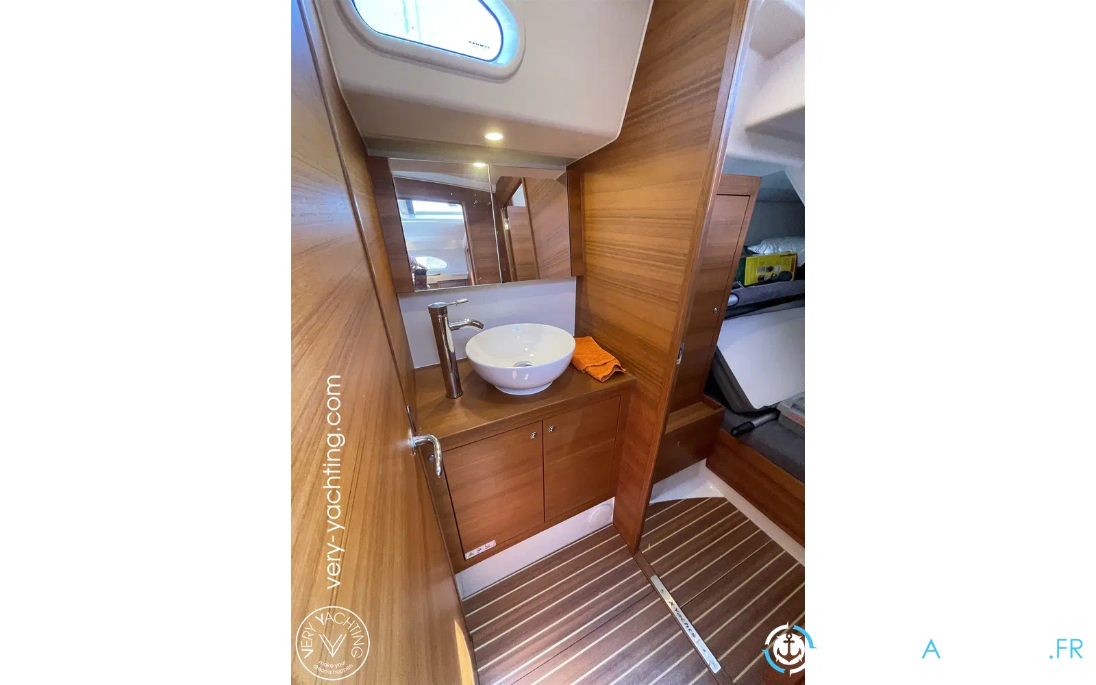 slider 19 X-Yachts X-43