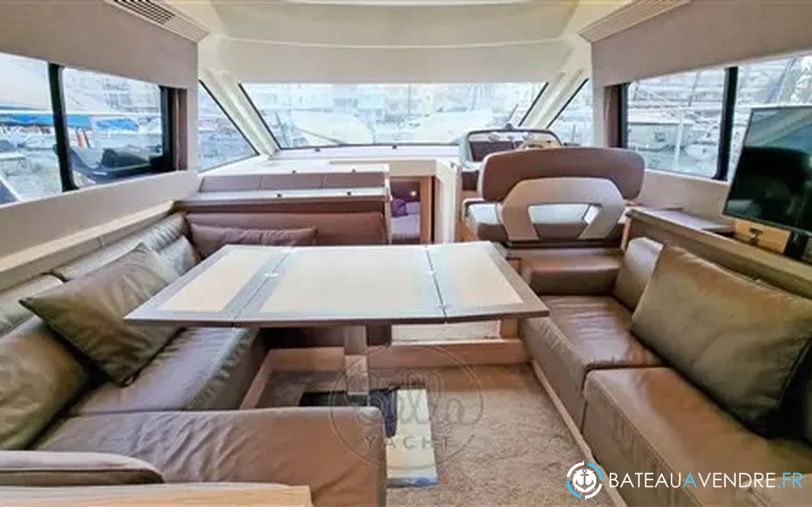 slider 10 Beneteau Monte Carlo 5