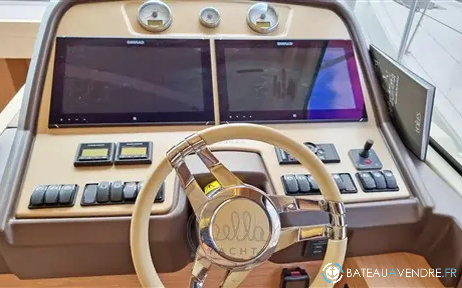slider 12 Beneteau Monte Carlo 5