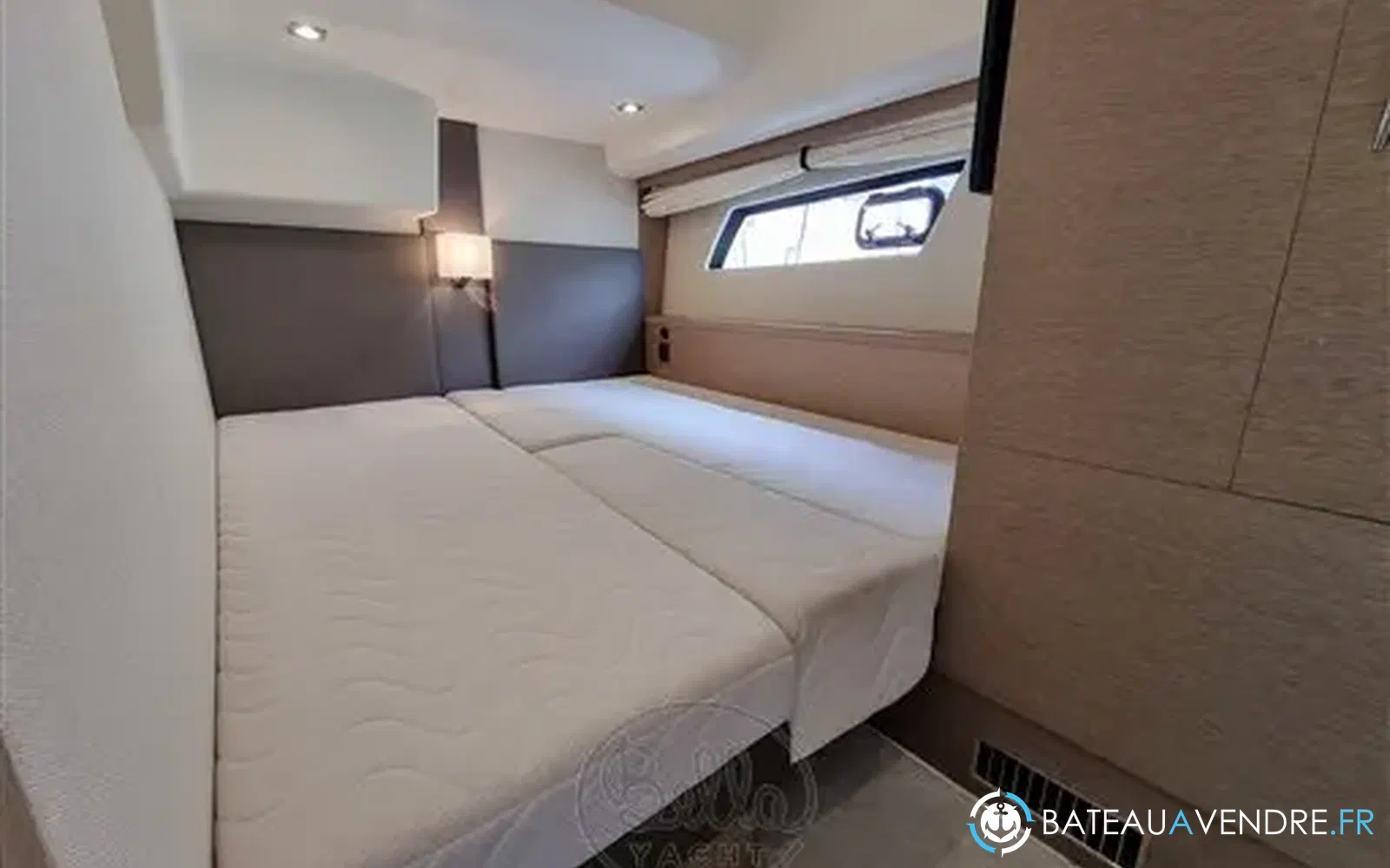 slider 20 Jeanneau Prestige 500 Fly