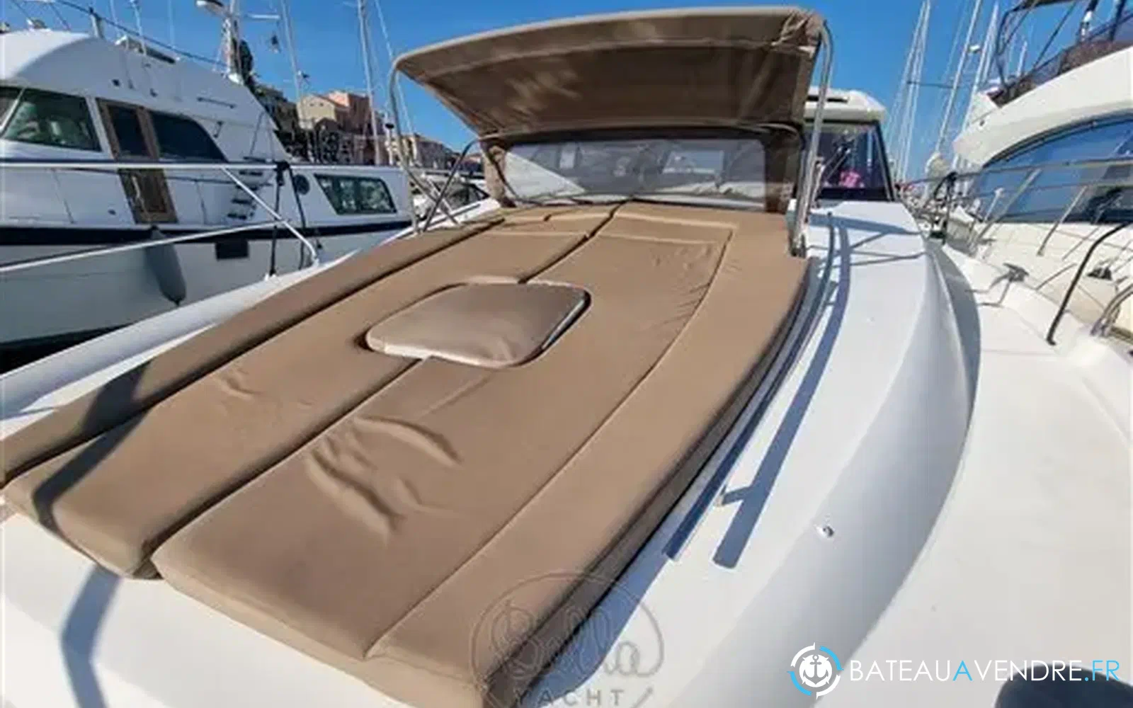 slider 1 Prestige Yachts 500 S