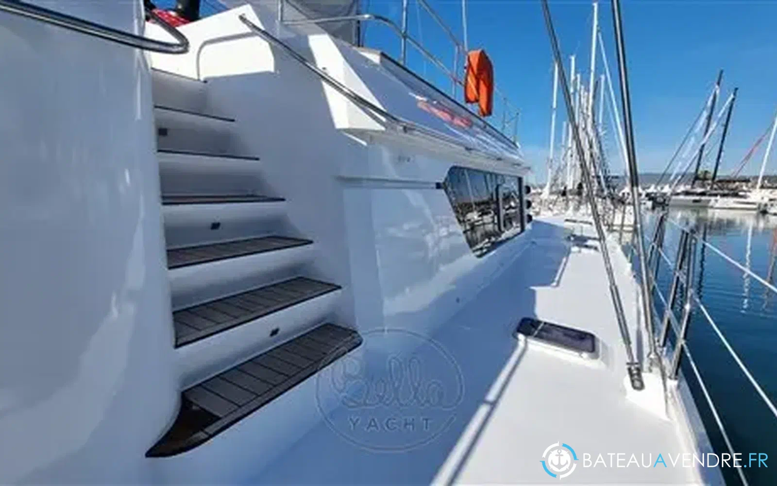 slider 5 Squalt Marine International CK70