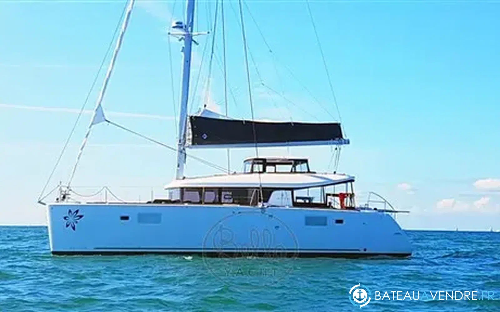 slider 1 Lagoon 450 Sport Top