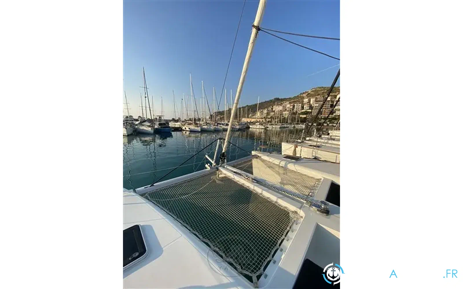 slider 3 Lagoon 450 Sport Top