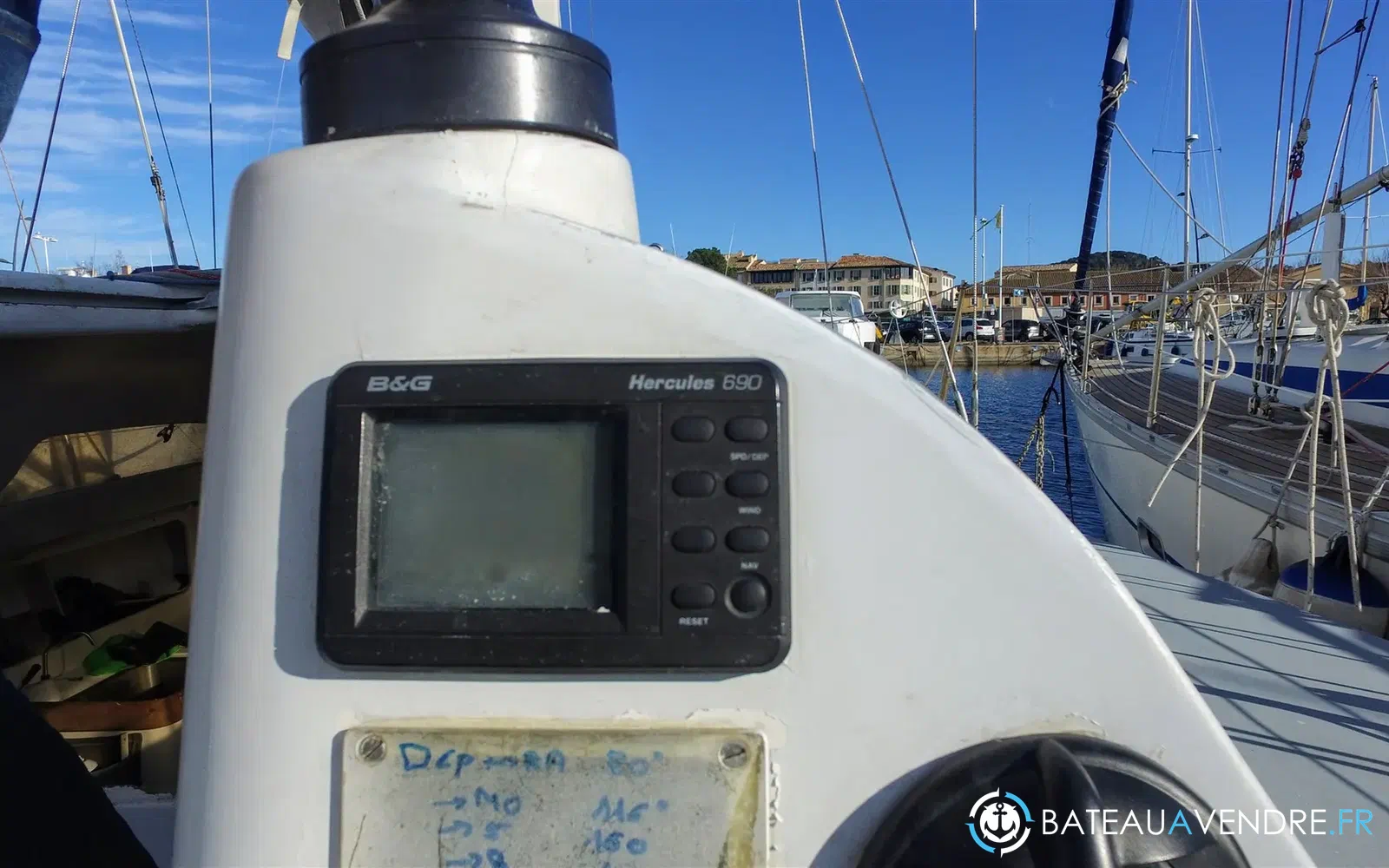 slider 12 Carroll Marine Mumm 36