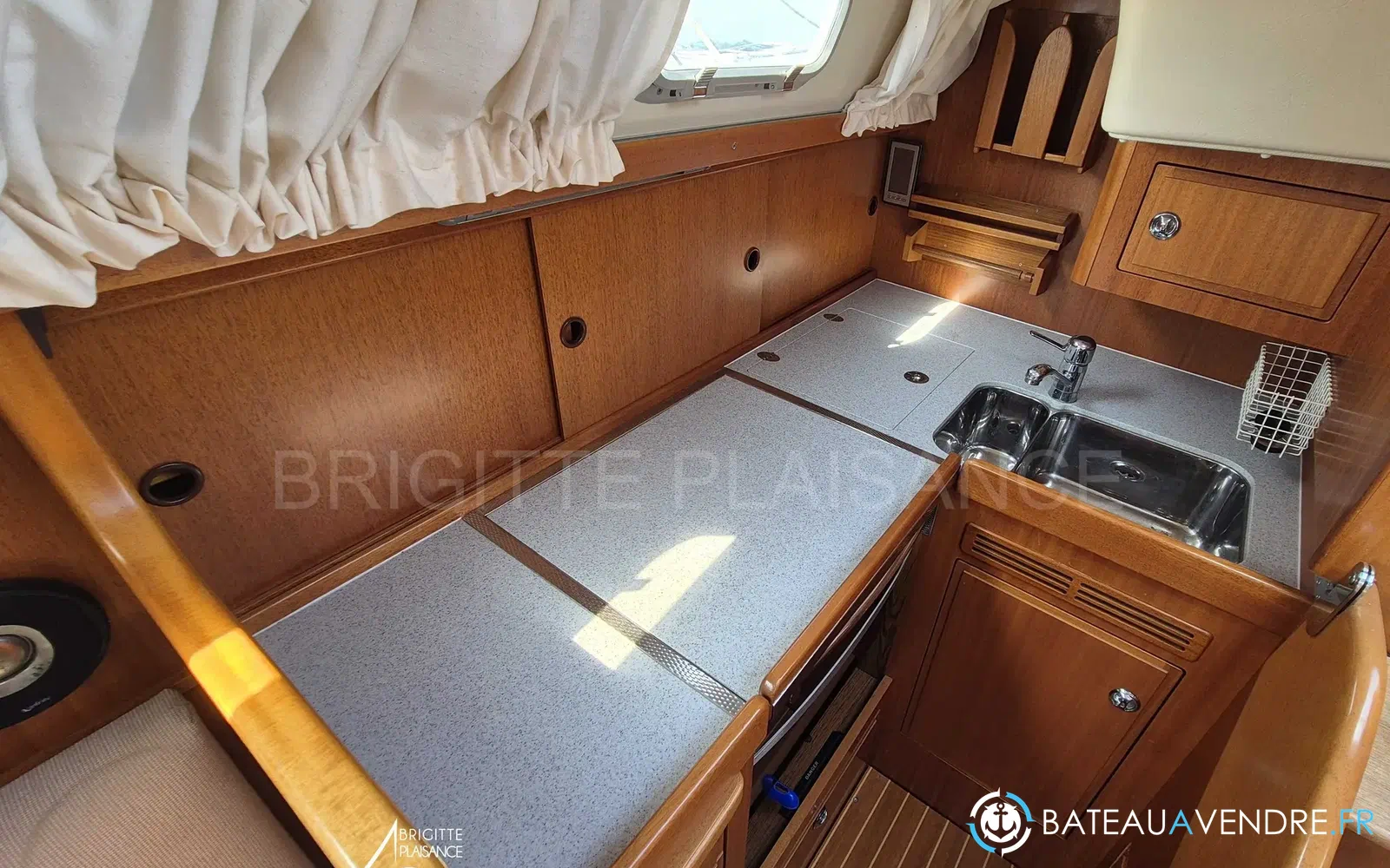 slider 4 Hallberg Rassy 310