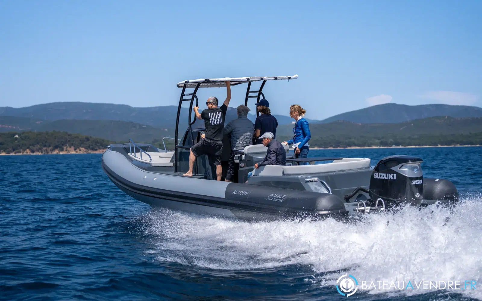 slider 9 Fanale Altore 900 Cabine