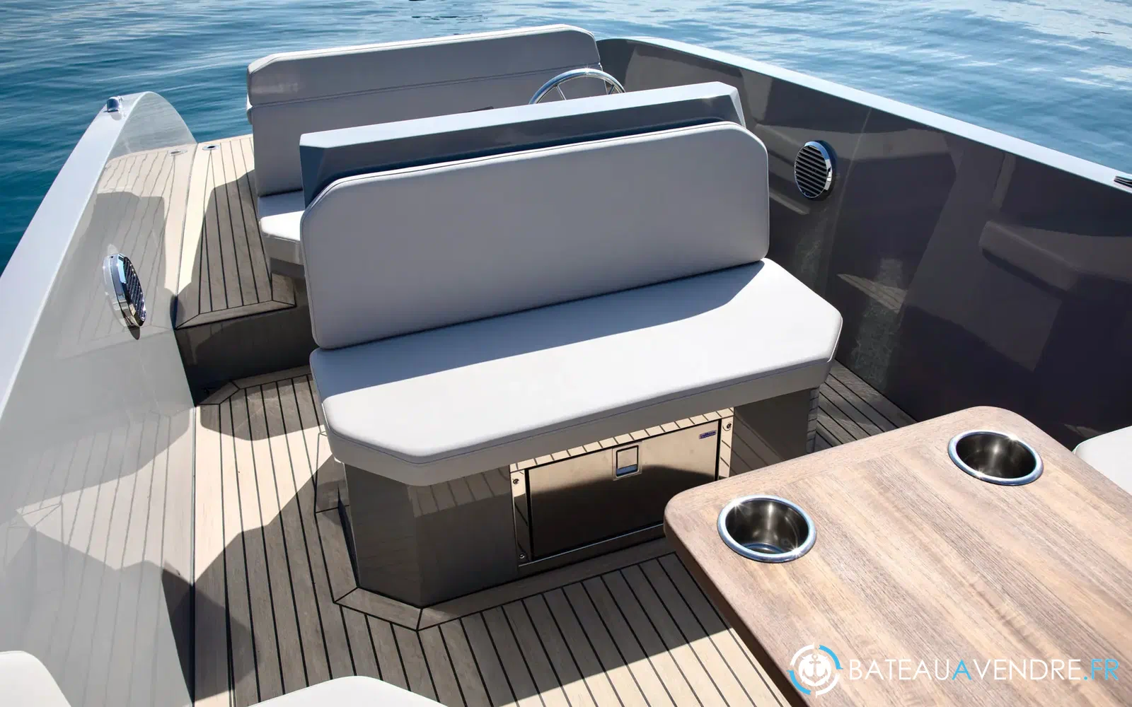 slider 15 Rand Boats Mana 23