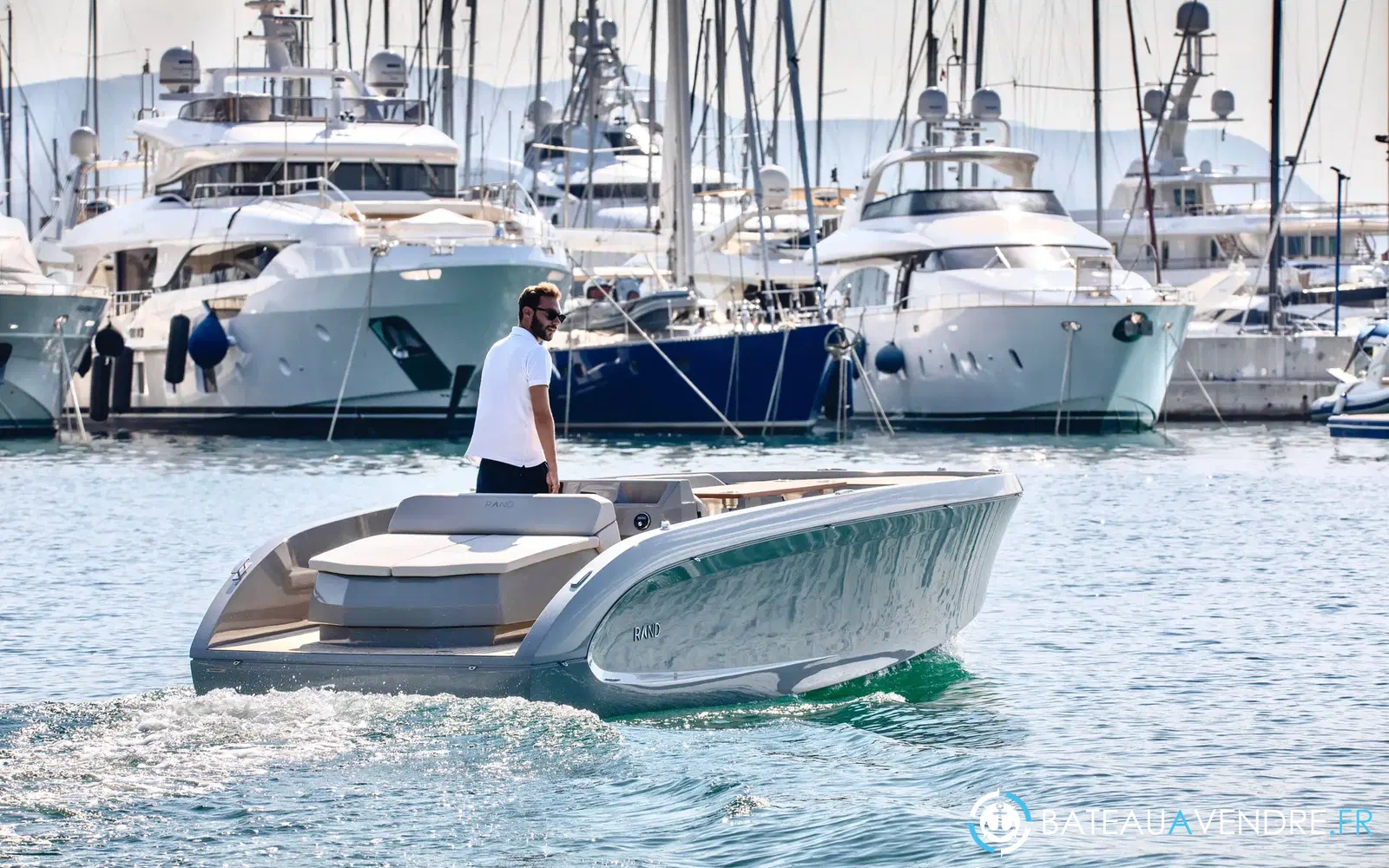 slider 4 Rand Boats Mana 23