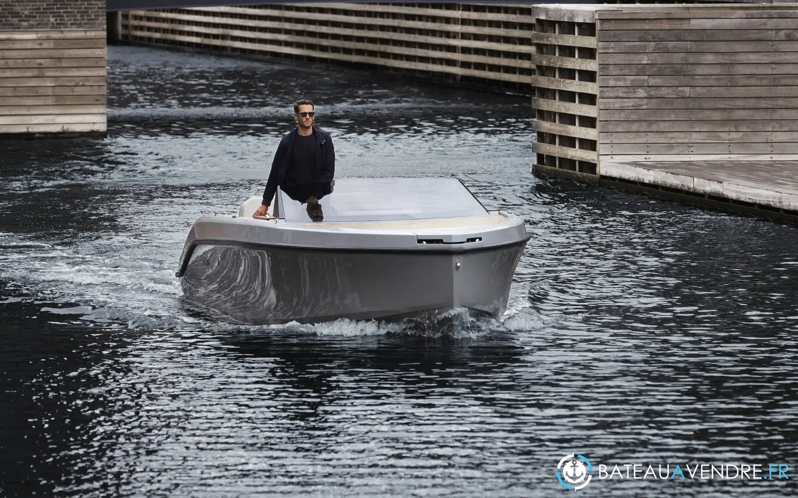 slider 3 Rand Boats Spirit 25