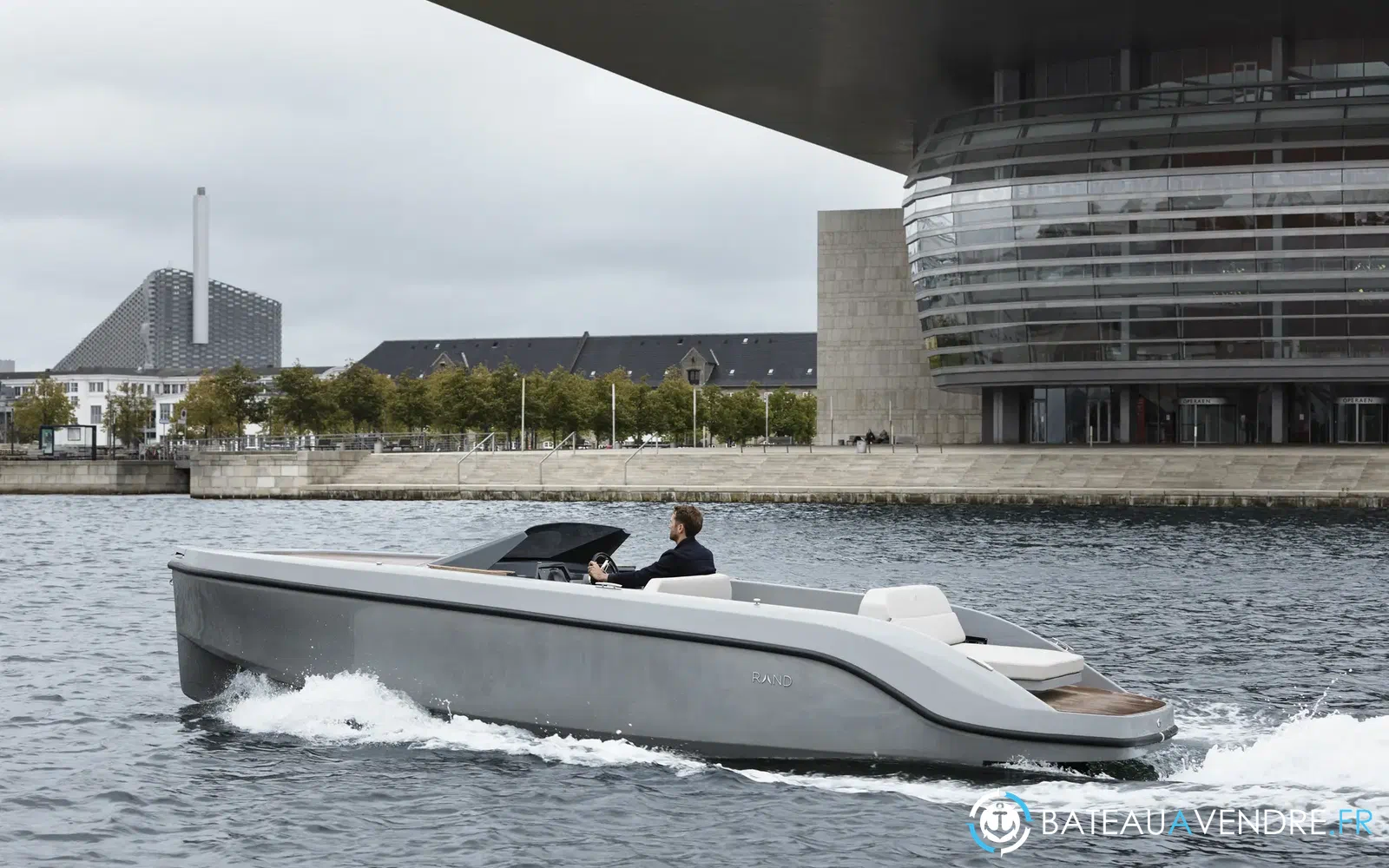 slider 5 Rand Boats Spirit 25