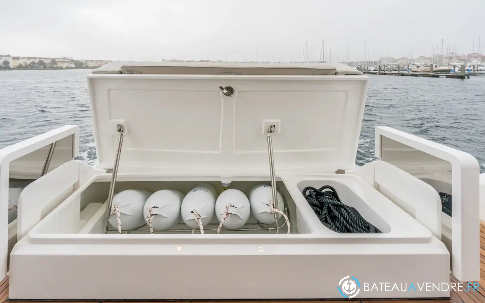 slider 5 Fairline Squadron 50