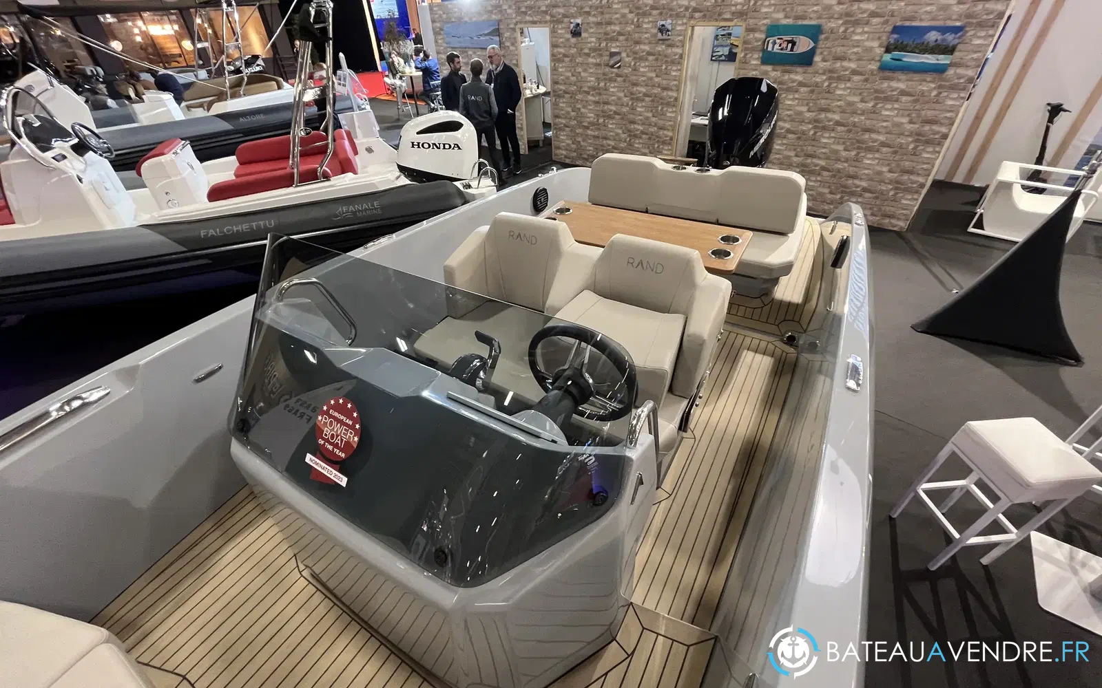 slider 21 Rand Boats Source 22