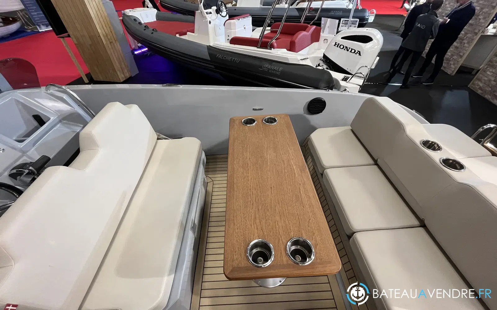 slider 25 Rand Boats Source 22