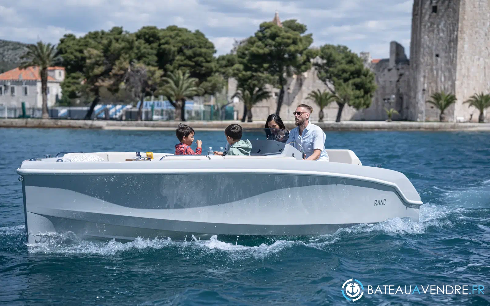 slider 15 Rand Boats Breeze 20