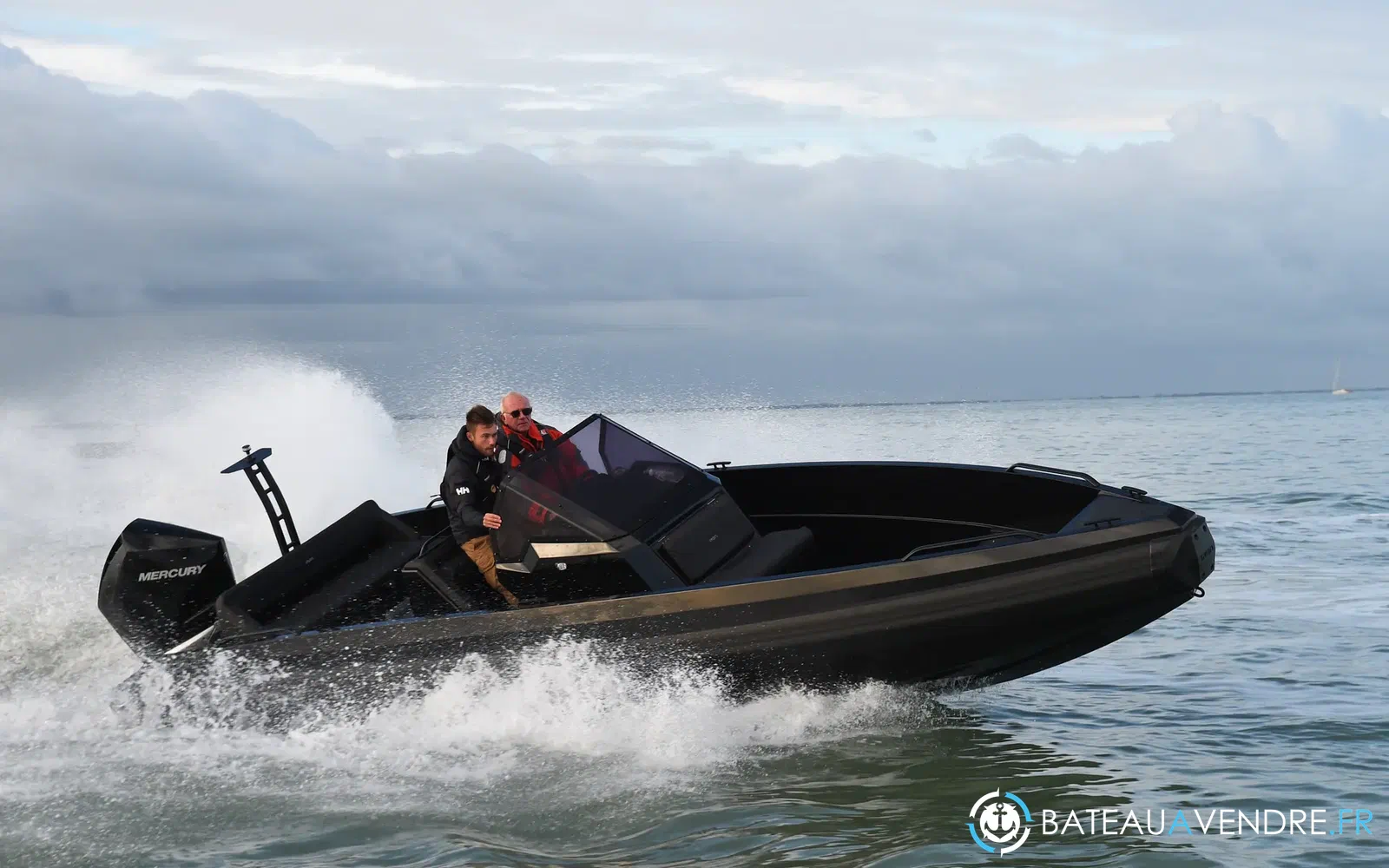 slider 3 Iron Boats 647
