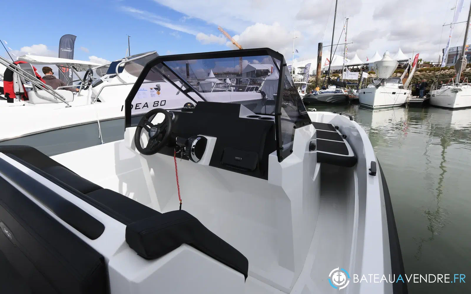 slider 5 Iron Boats 707