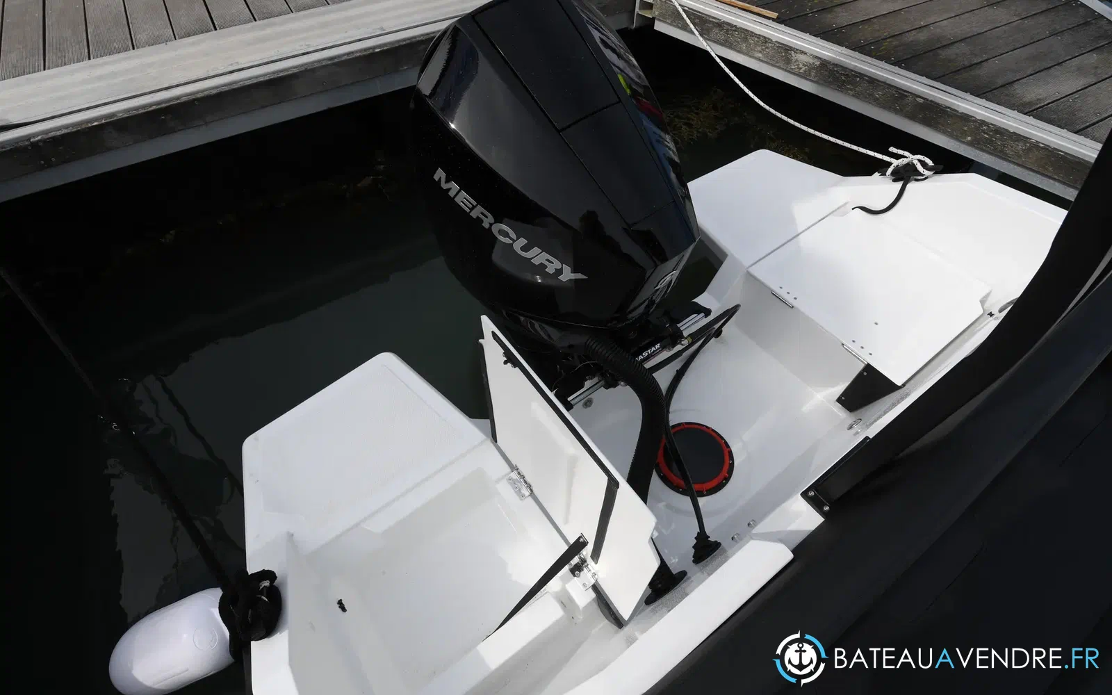 slider 8 Iron Boats 707
