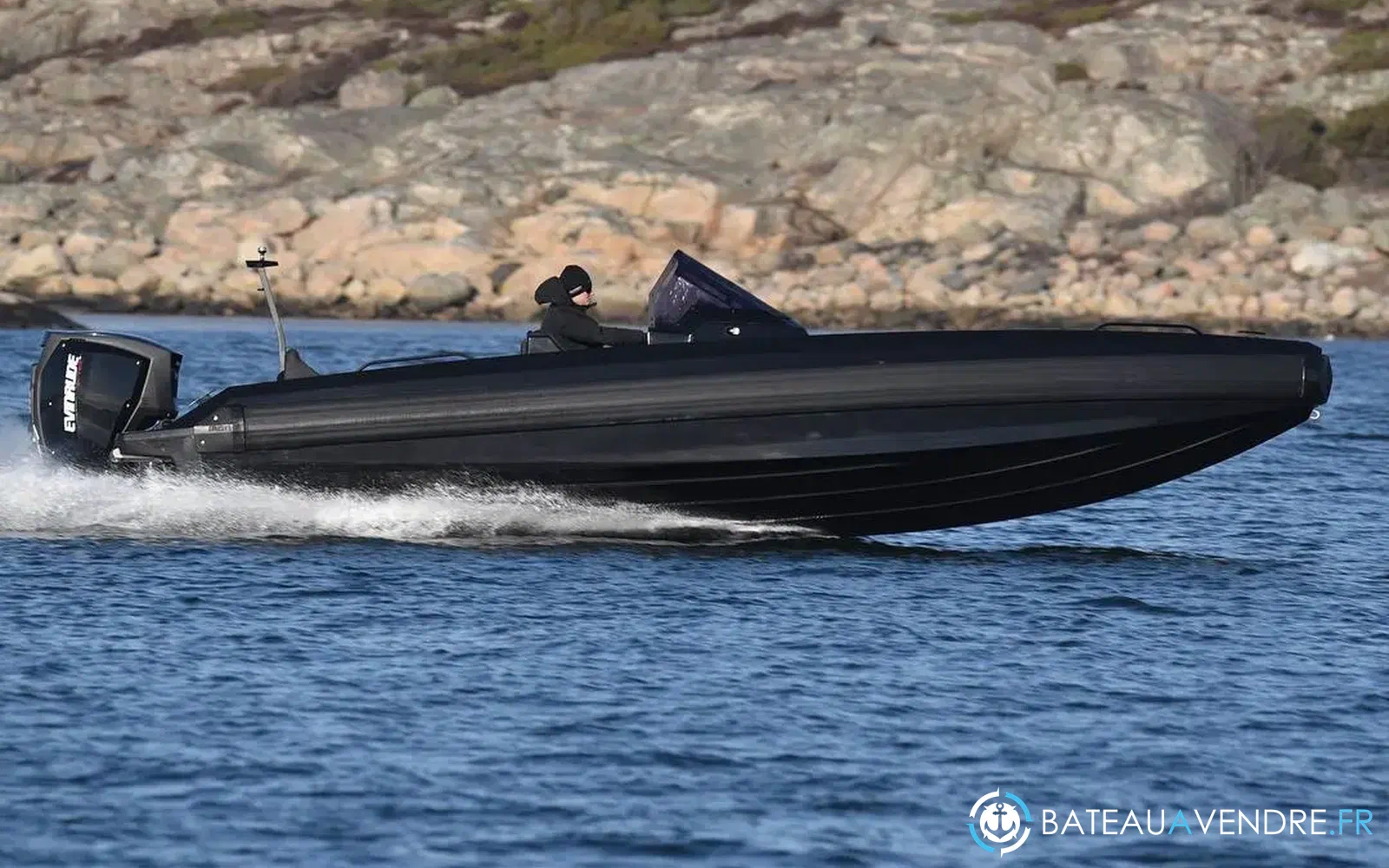 slider 0 Iron Boats 767