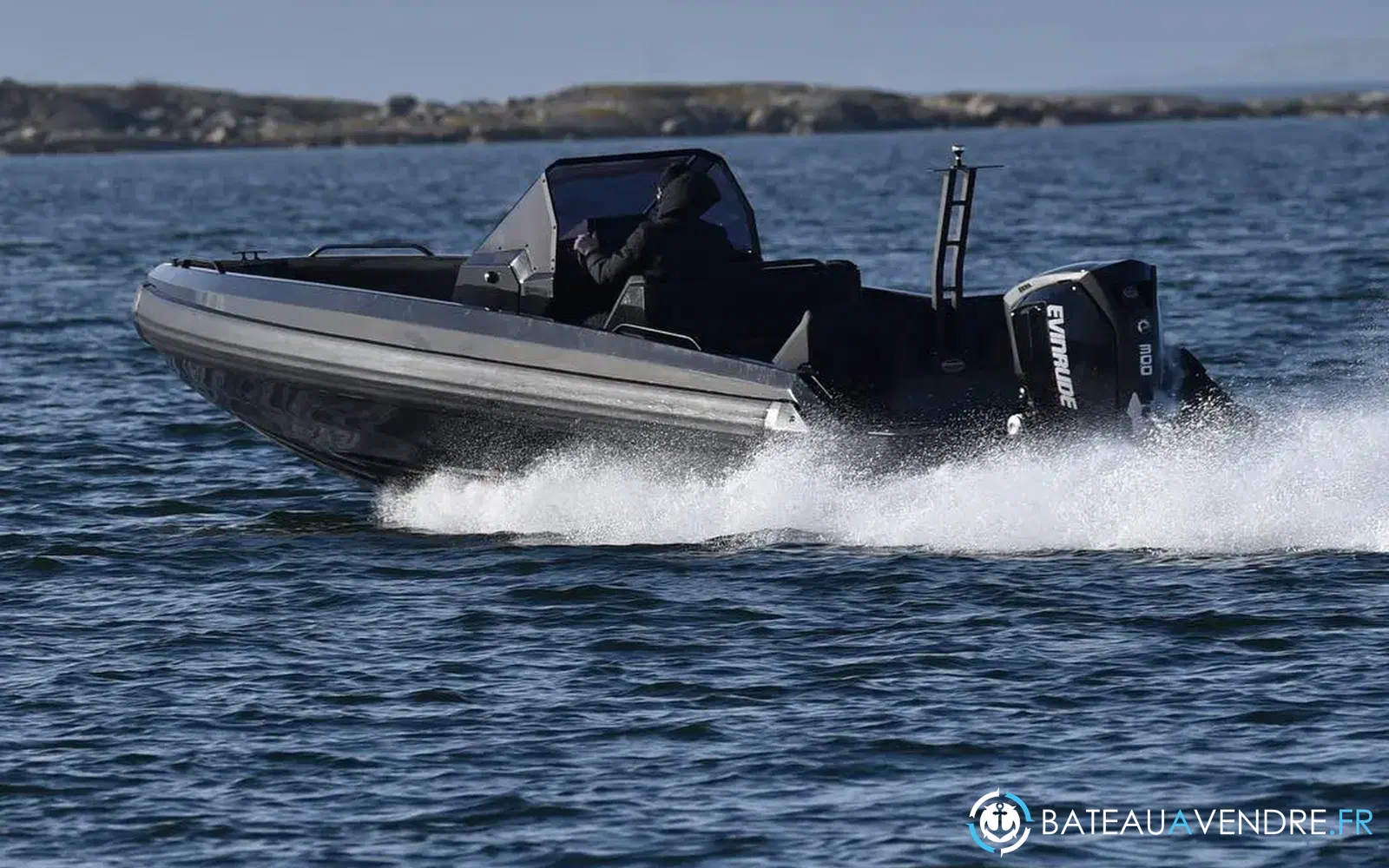 slider 3 Iron Boats 767