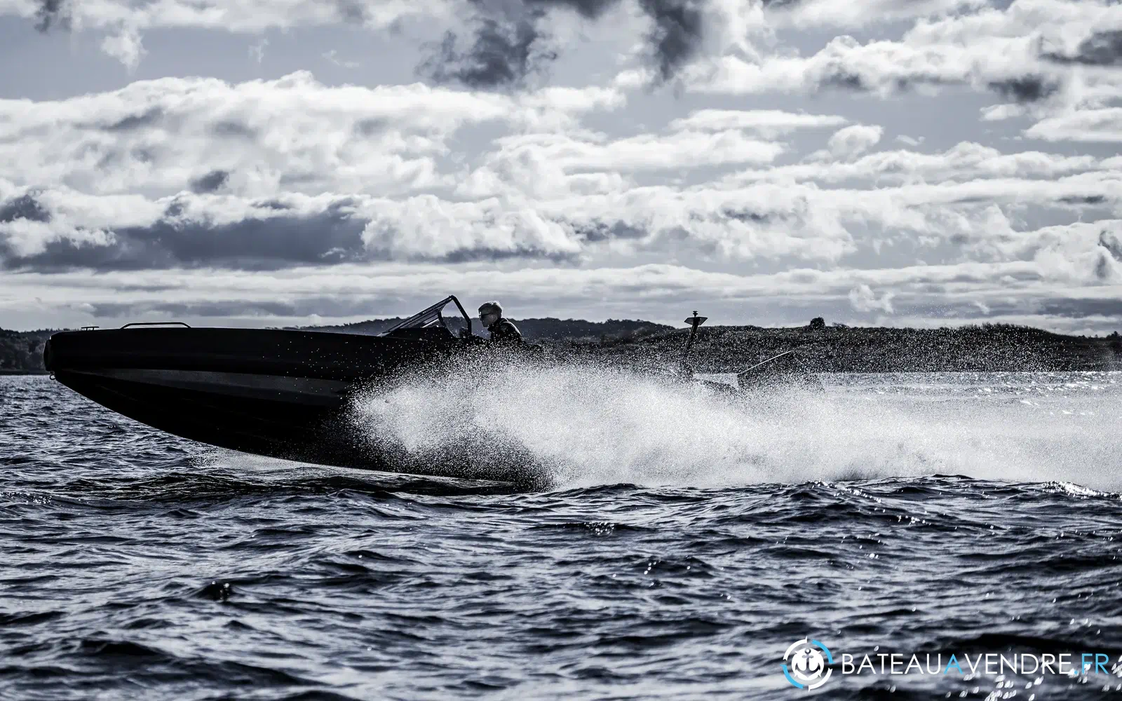 slider 7 Iron Boats 767