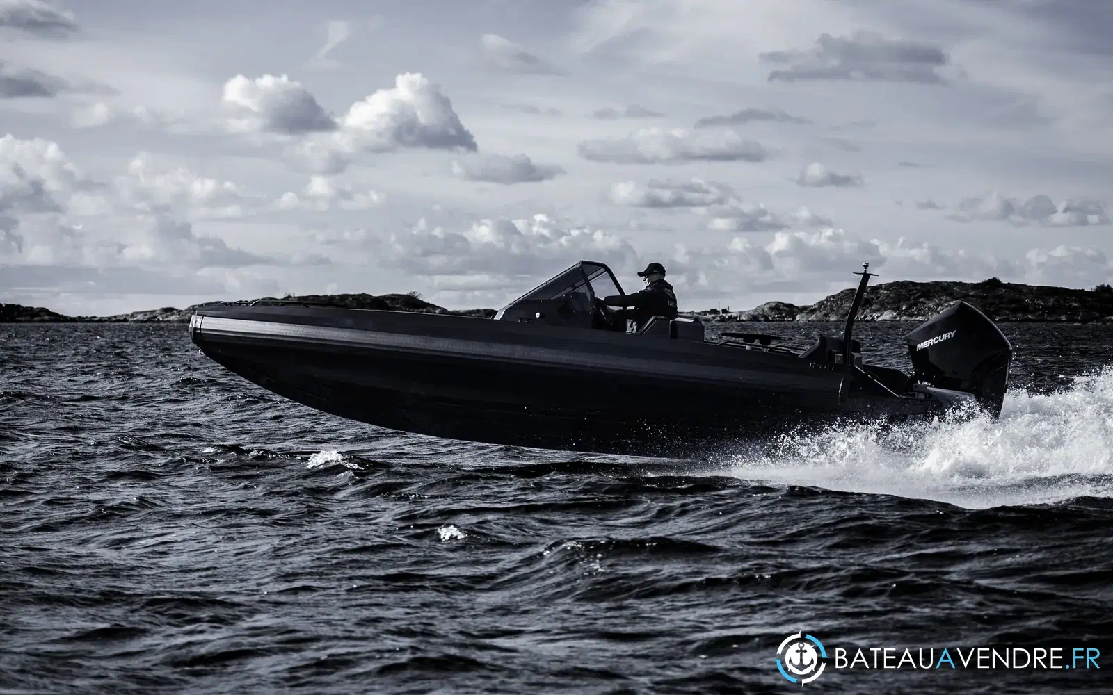 slider 8 Iron Boats 767
