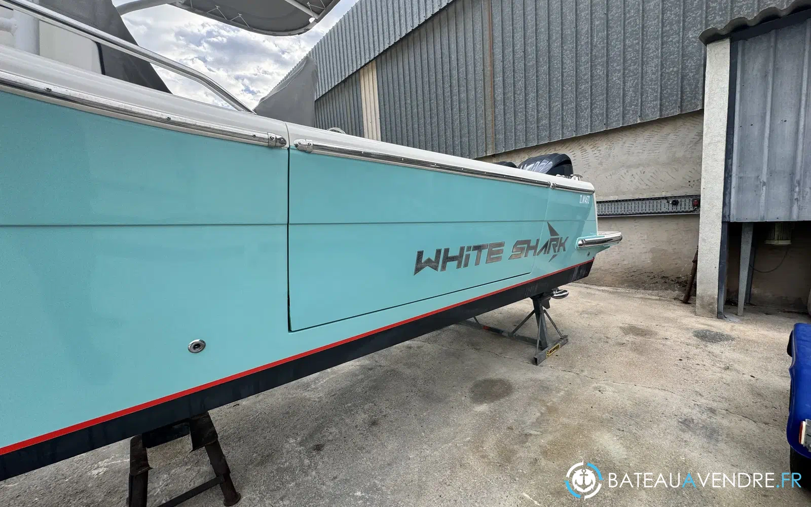 slider 1 White Shark 280 CC Evo