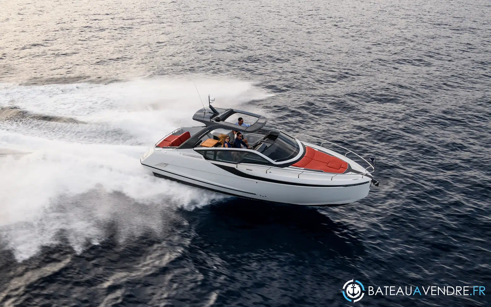slider 4 Fairline F-Line 33