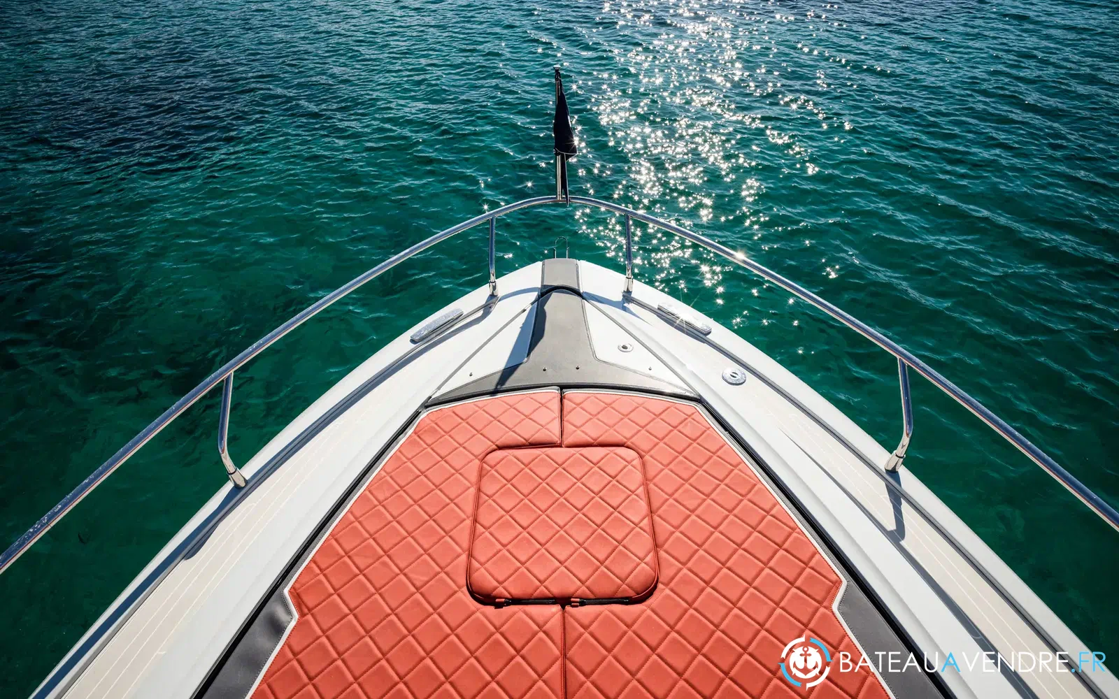 slider 7 Fairline F-Line 33