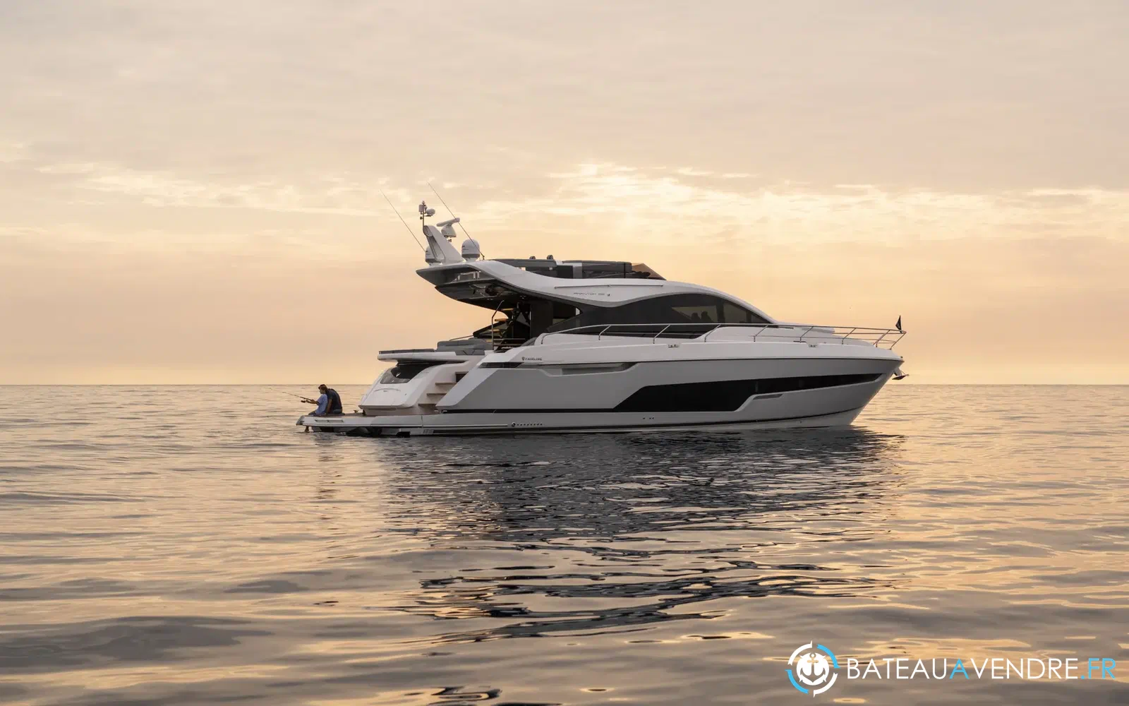 slider 0 Fairline Phantom 65