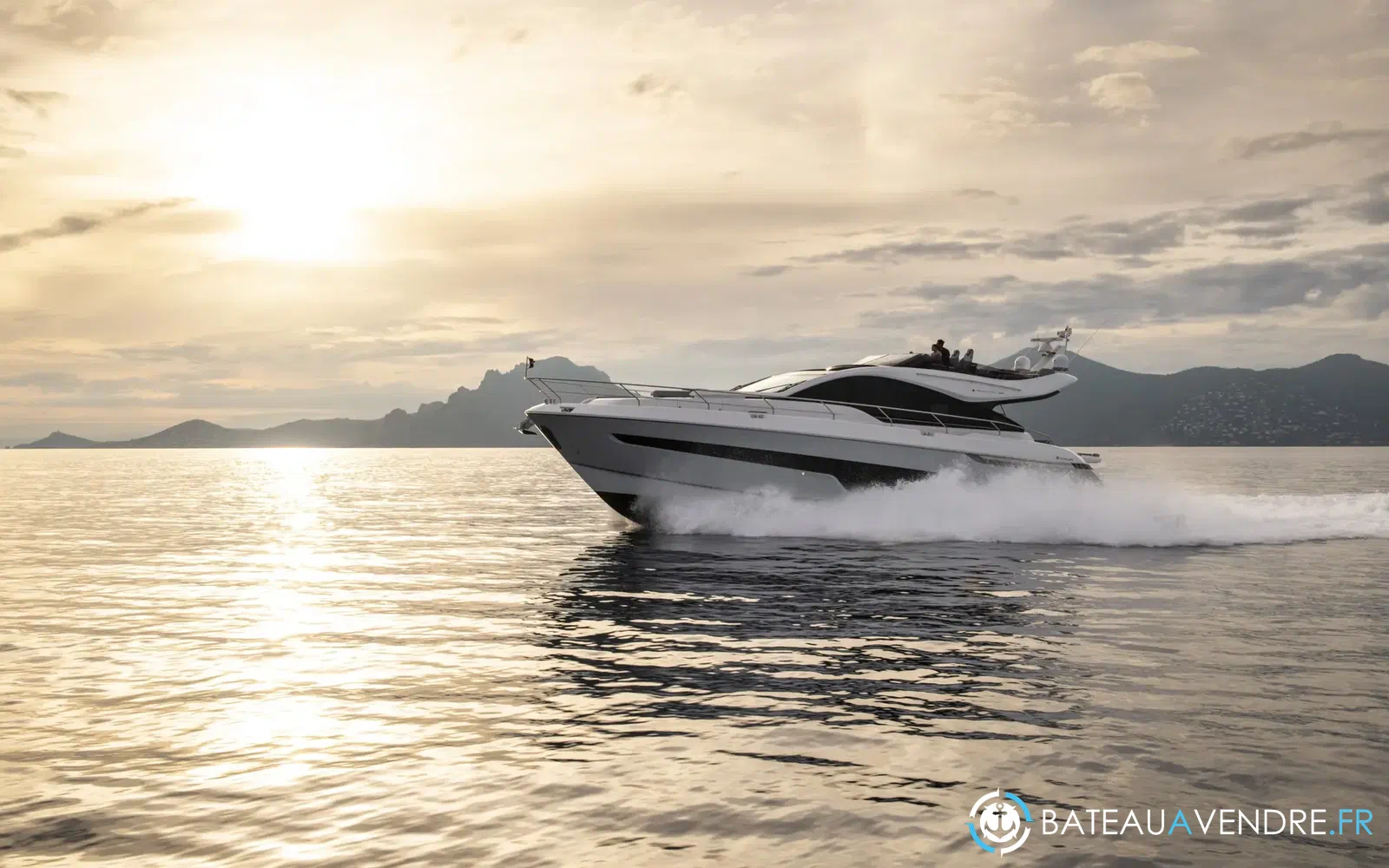 slider 4 Fairline Phantom 65