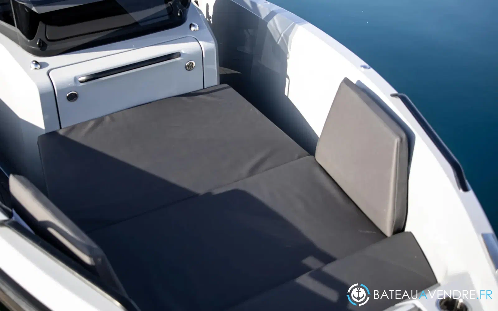 slider 10 Rand Boats Roamer 29