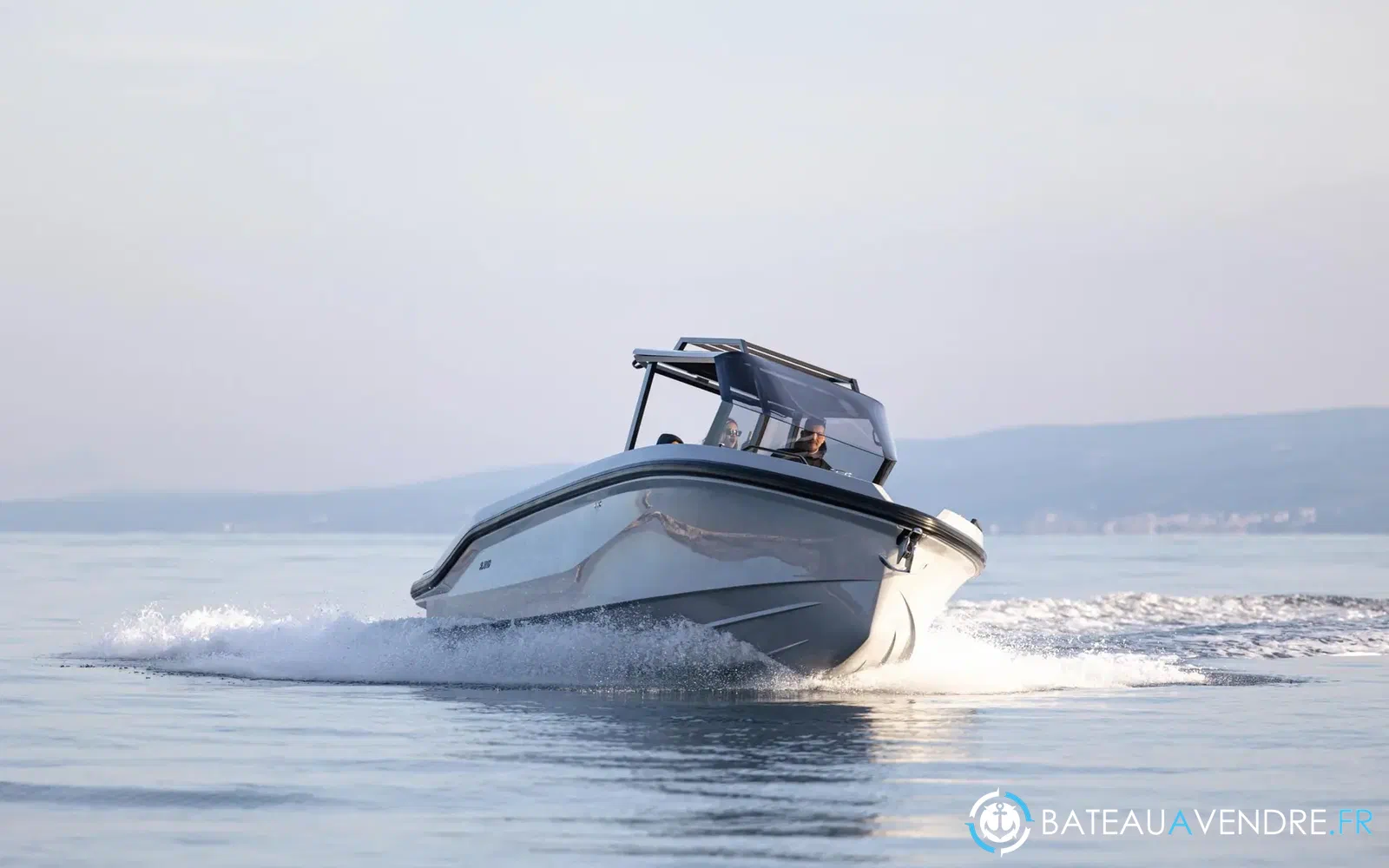 slider 2 Rand Boats Roamer 29