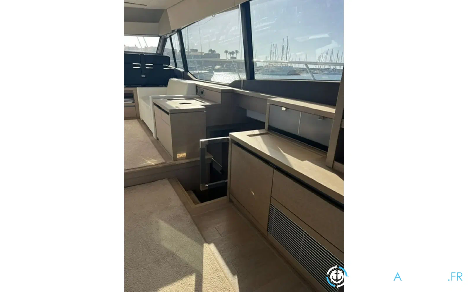 slider 13 Prestige Yachts 630 Fly