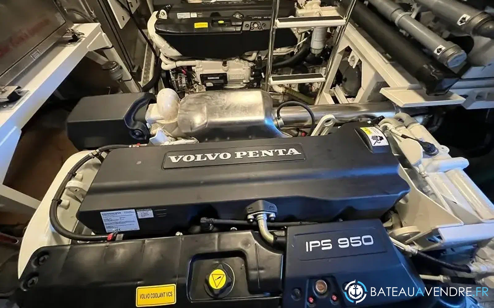 slider 17 Prestige Yachts 630 Fly