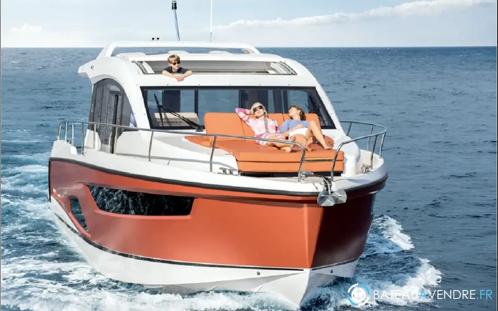 slider 4 Sealine C430