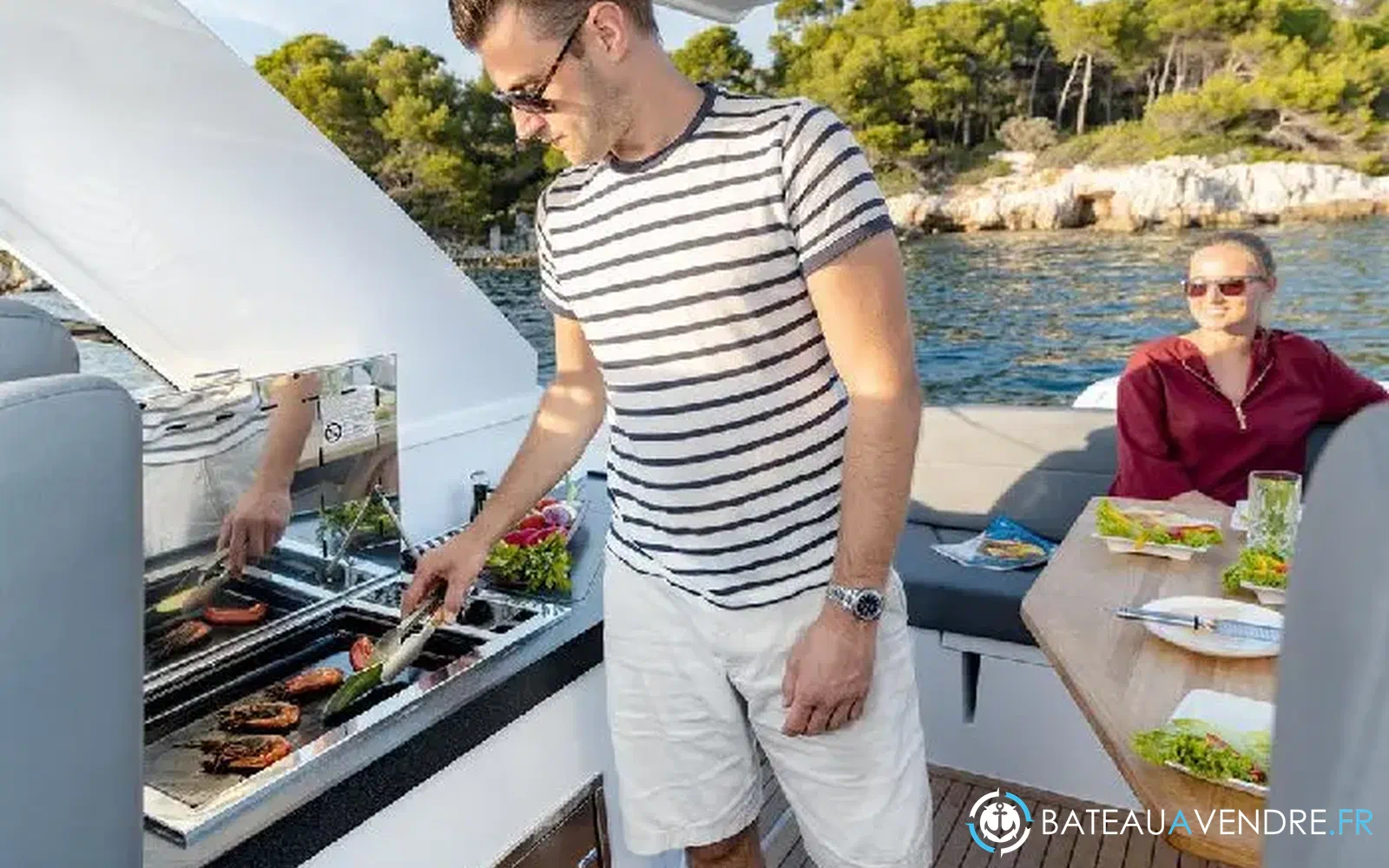slider 18 Sealine S335v