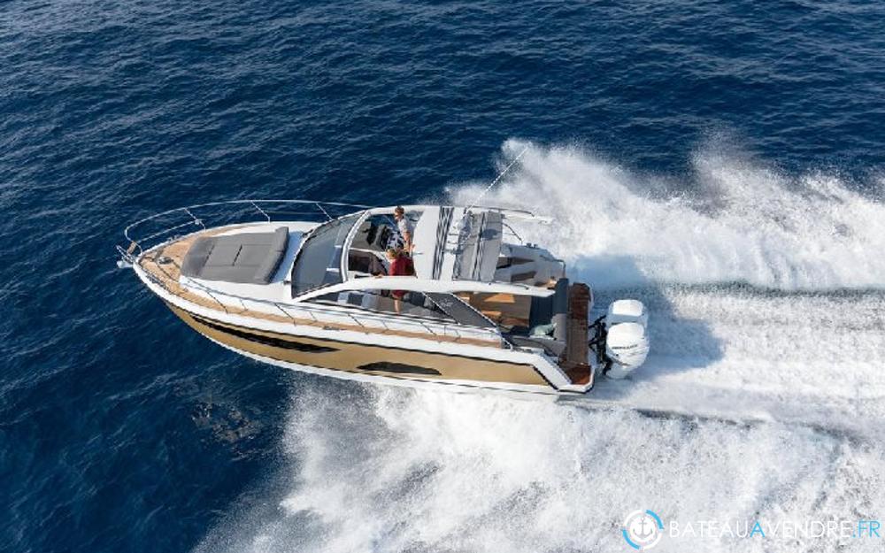 Sealine S335v photo 2