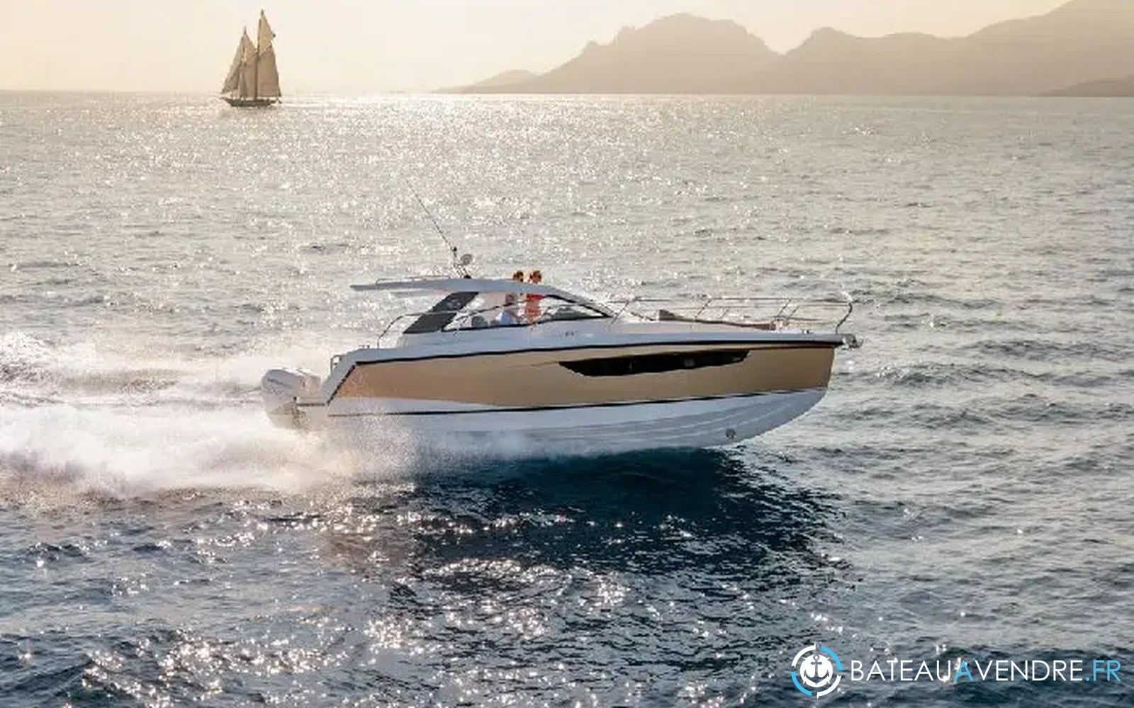 slider 23 Sealine S335v