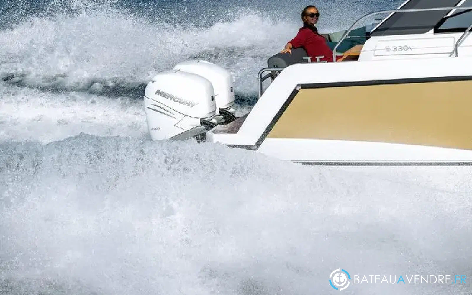 slider 6 Sealine S335v