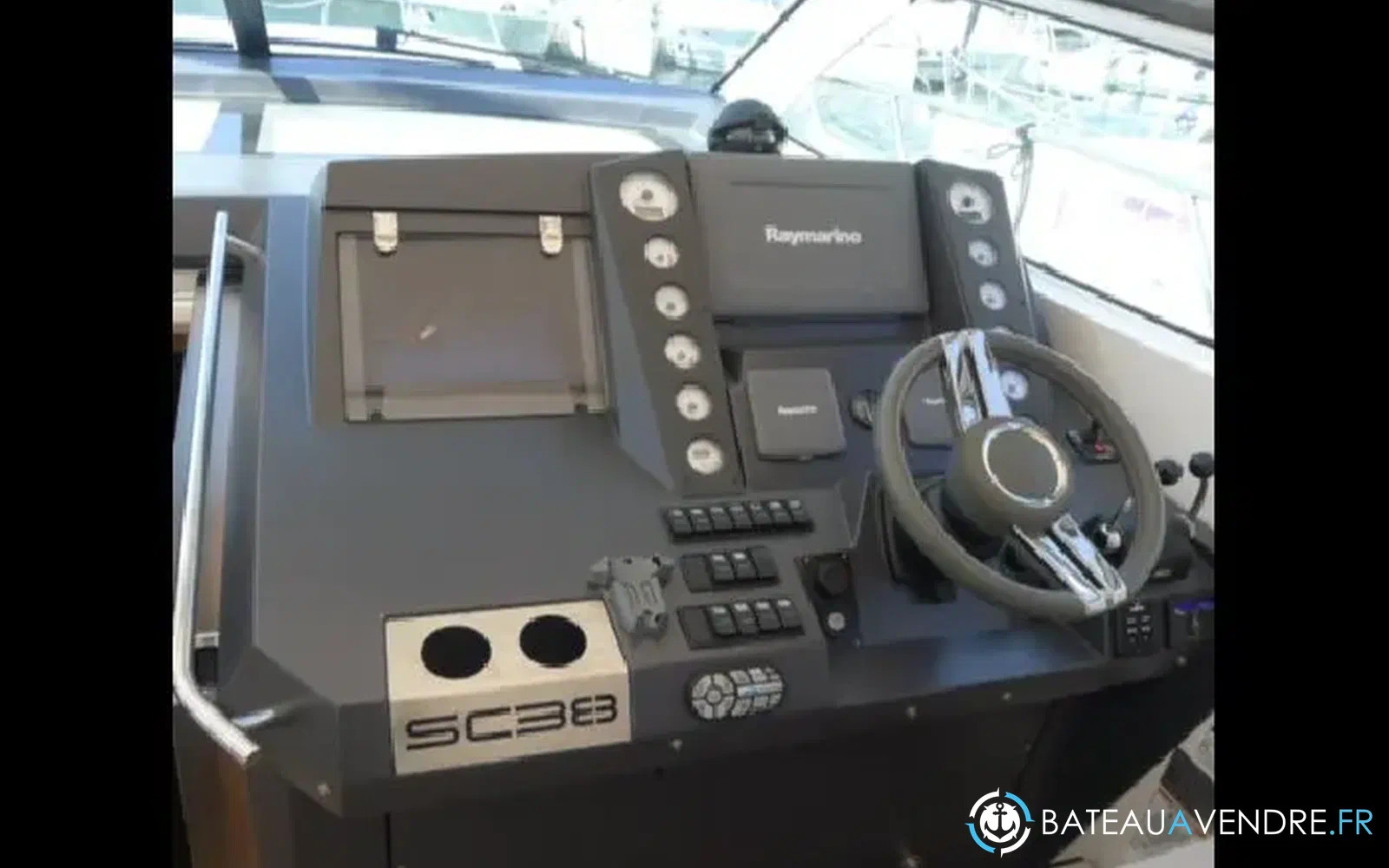 slider 10 Sealine SC 38