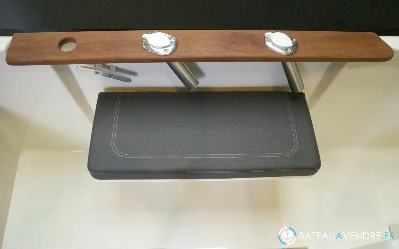 slider 6 Ocqueteau Ostrea 600 T-Top
