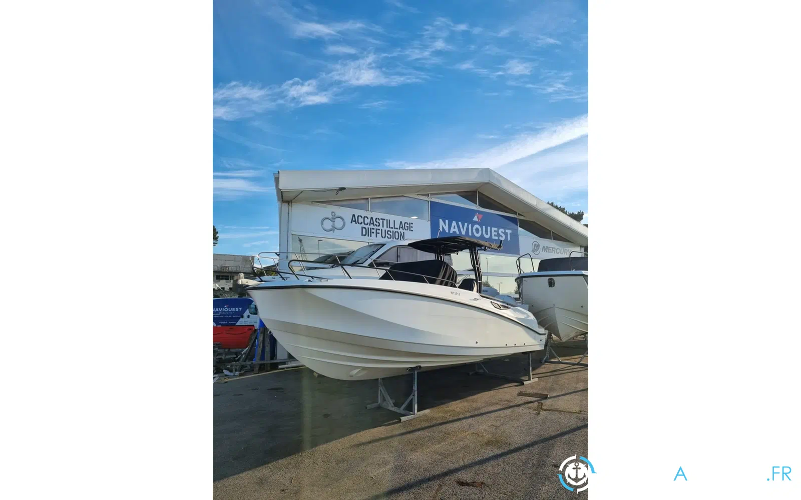 slider 1 Quicksilver 805 Open